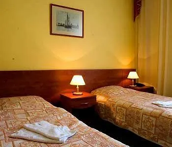 Hotel Kapitan *